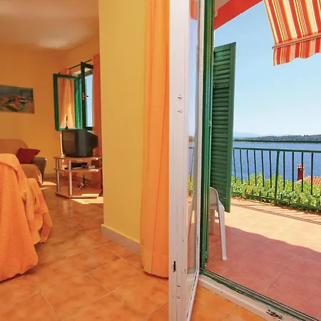 Stunning Apartment In Blato With House Sea View *
