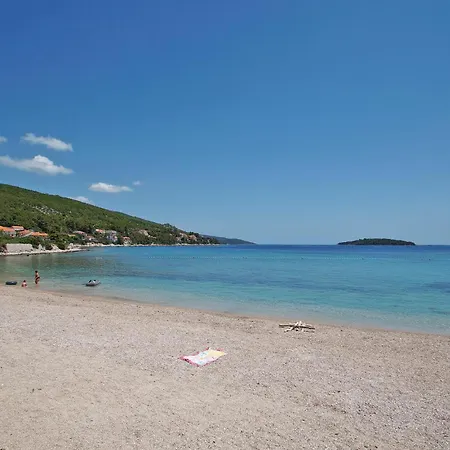 Apartment Stunning Apartment In Blato With House Sea View