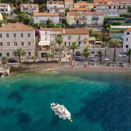 Apartment Stunning Apartment In Blato With House Sea View