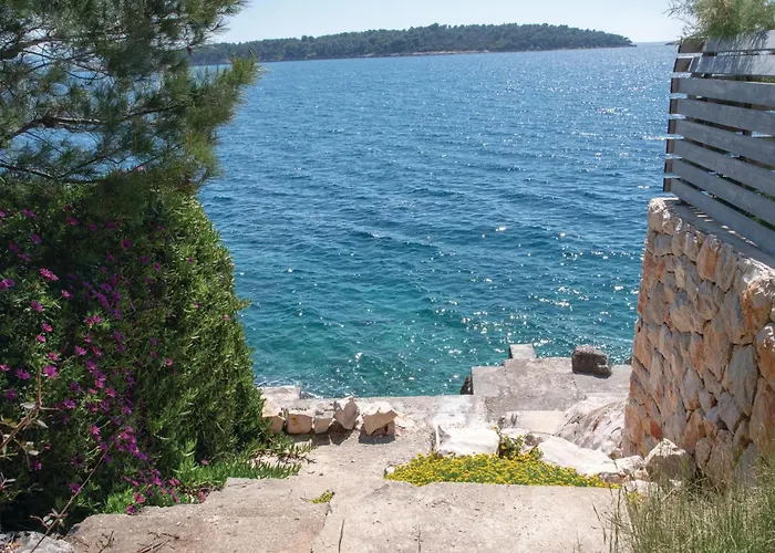 Korcula-prizba Croatia * Blato (Korcula)